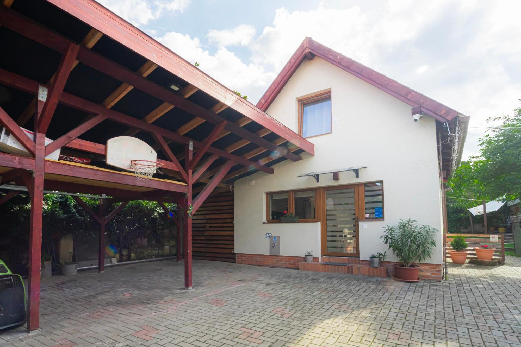 B48 Duplex - A Kerti Haz Villa Törökbálint Buitenkant foto