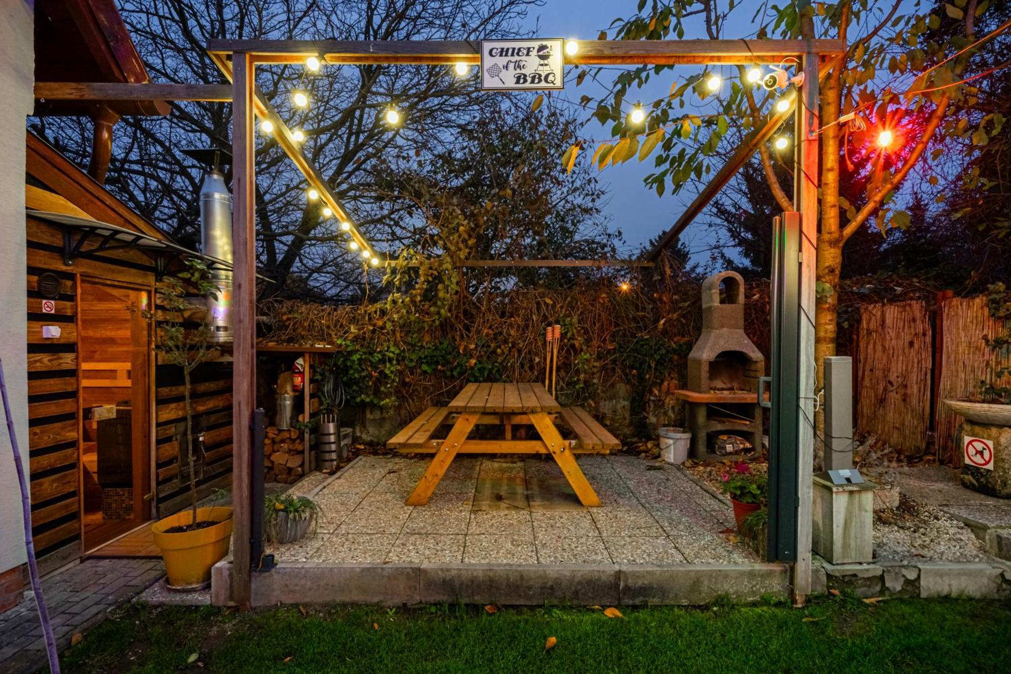 B48 Duplex - A Kerti Haz Villa Törökbálint Buitenkant foto